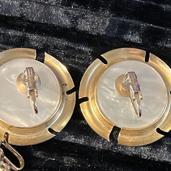 3 Pairs Vintage Sarah Coventry Clip On Earrings Opal Glass Faux Pearl Cabochon - Picture 5 of 9